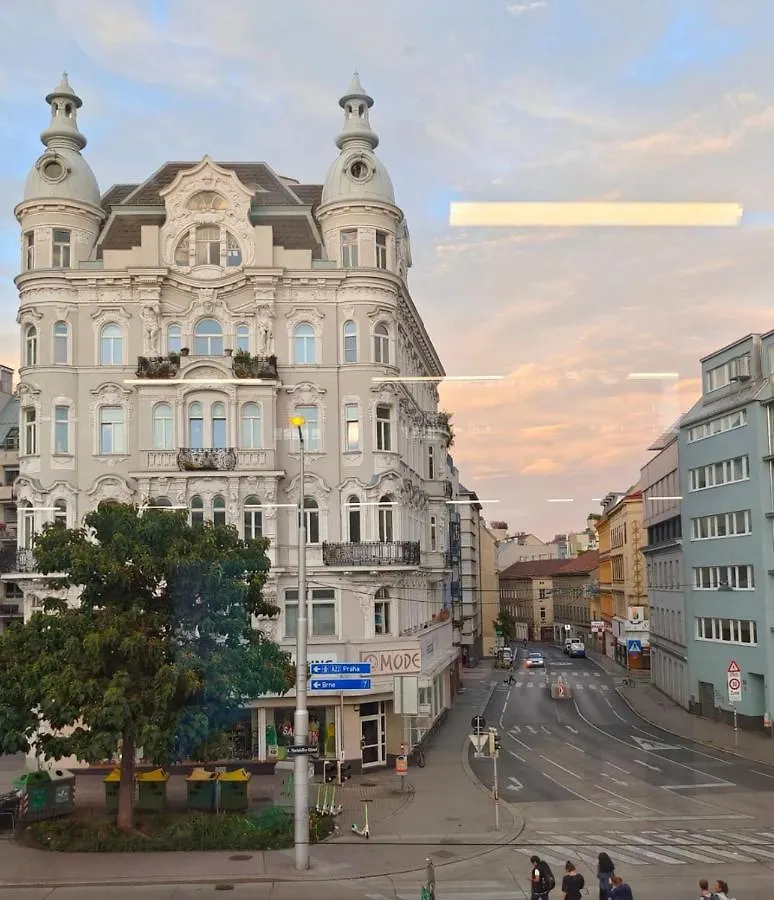 Central Mariahilfer Apartment 5 Min To The Schoenbrunn Palace And City Shopping Center Viena