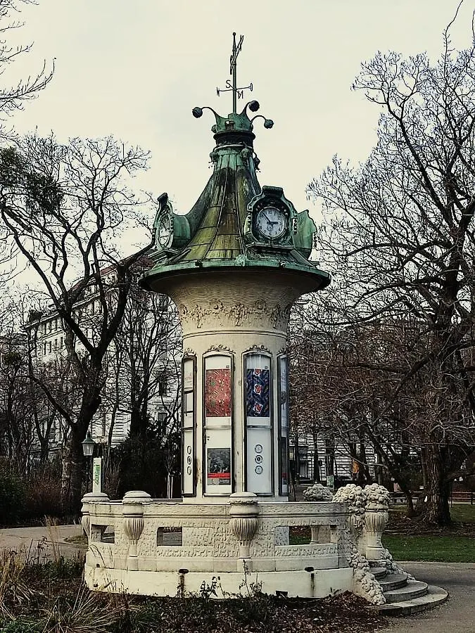Central Mariahilfer Apartment 5 Min To The Schoenbrunn Palace And City Shopping Center Viena Austria